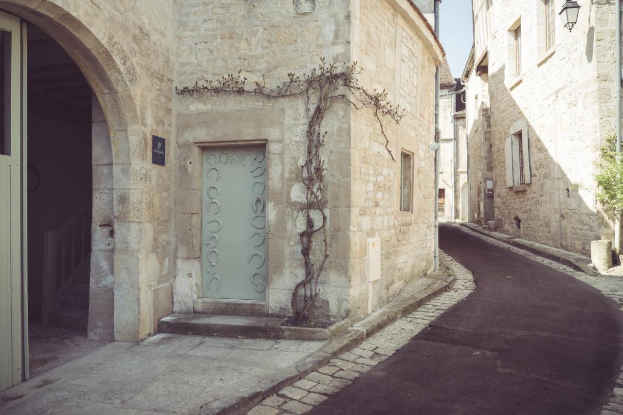 Maison Paul & Gabrielle Chablis Exterior photo